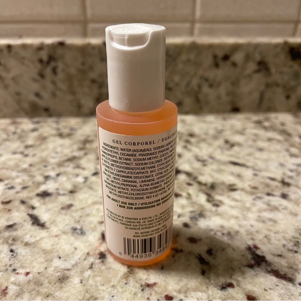 Crabtree & Evelyn | Pear & Pink Magnolia Body Wash | Travel Size - Picture 3 of 3
